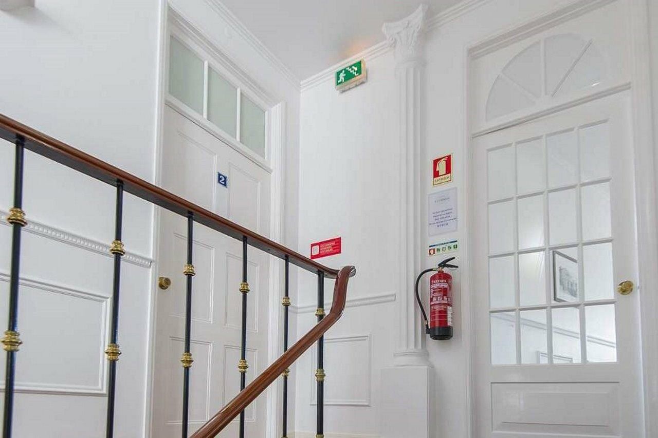 Comercial Boutique Guest House Ponta Delgada Buitenkant foto